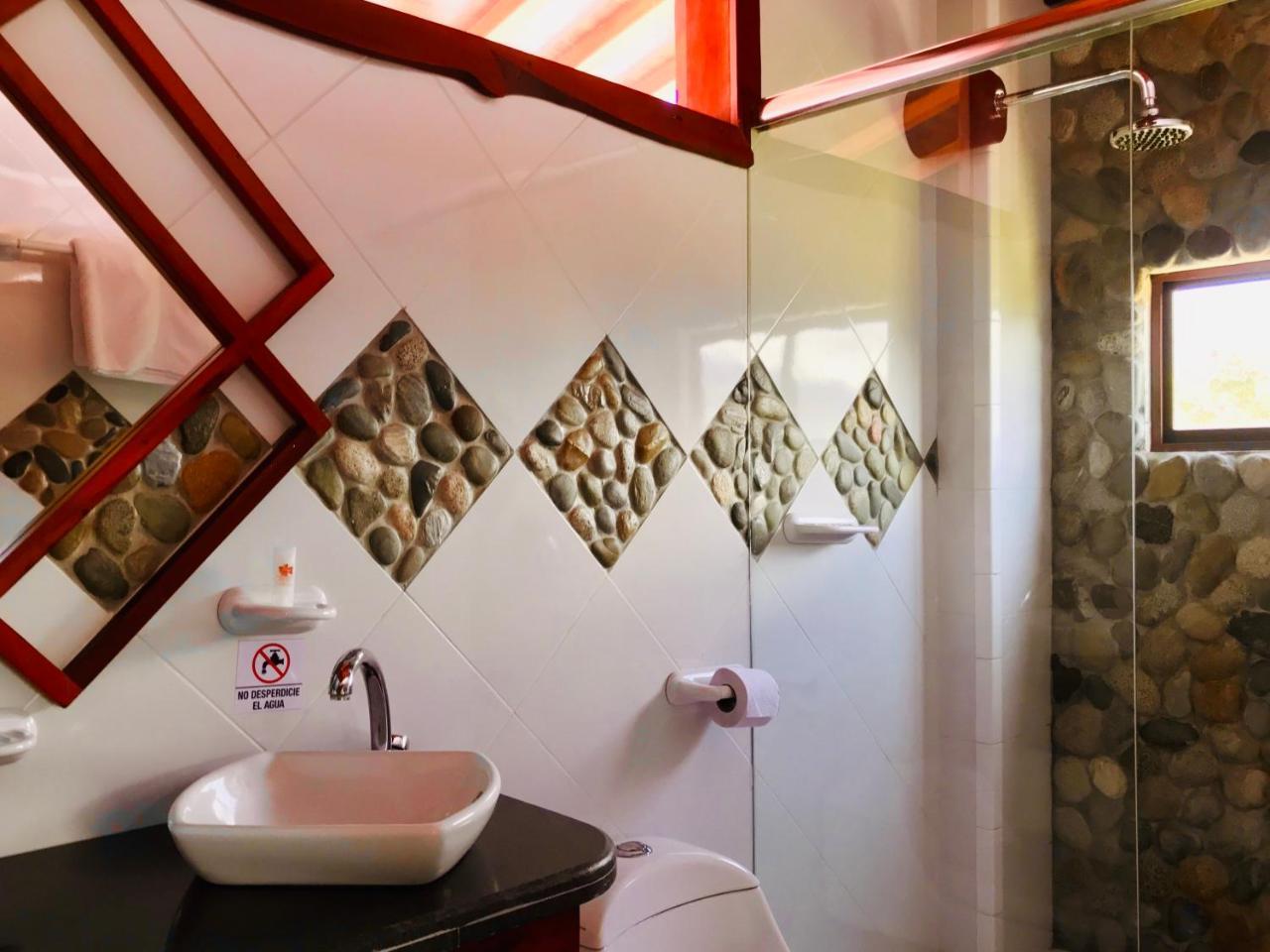 Hosteria Tierra Dorada Yantzaza Luaran gambar