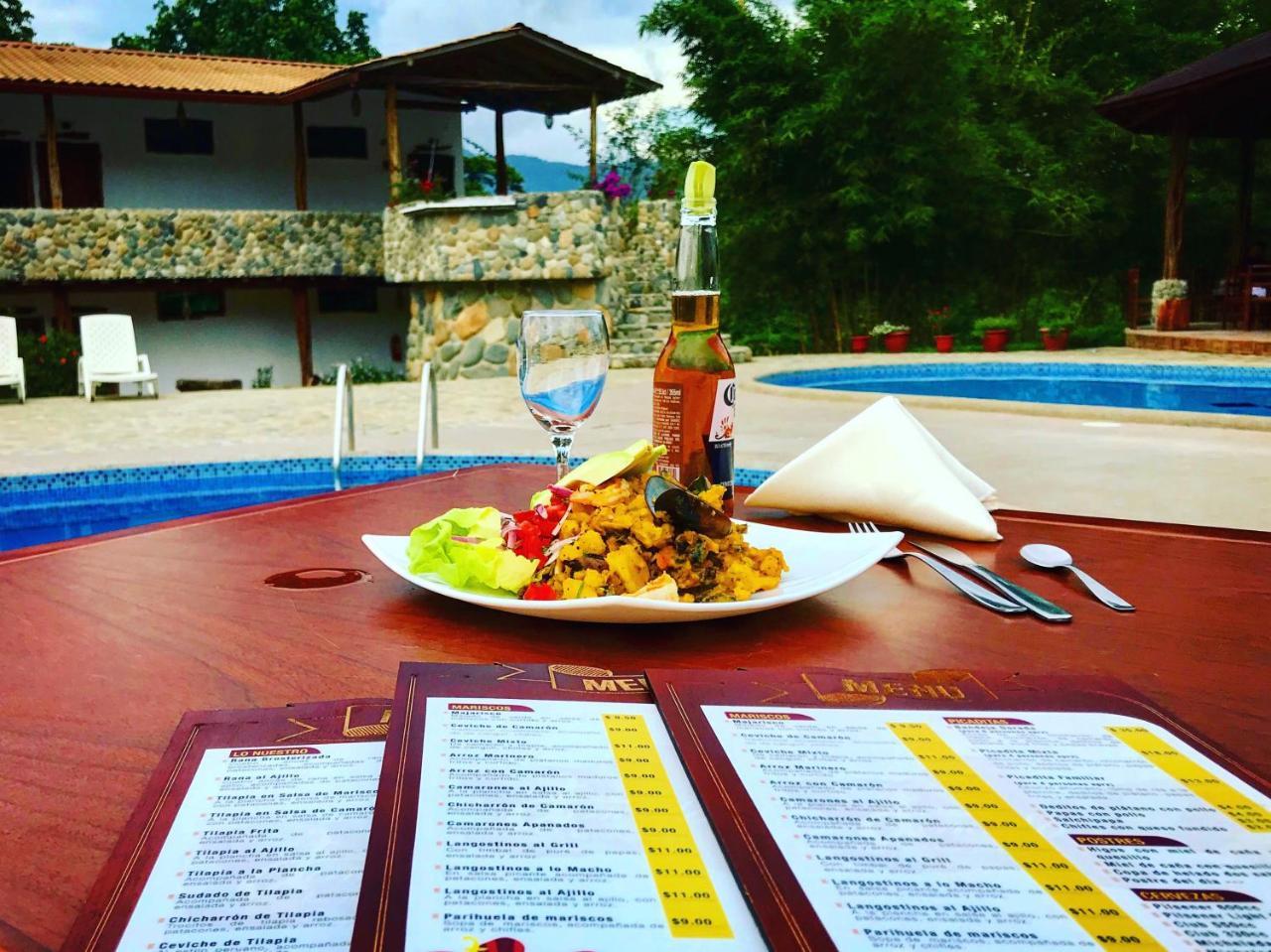 Hosteria Tierra Dorada Yantzaza Luaran gambar