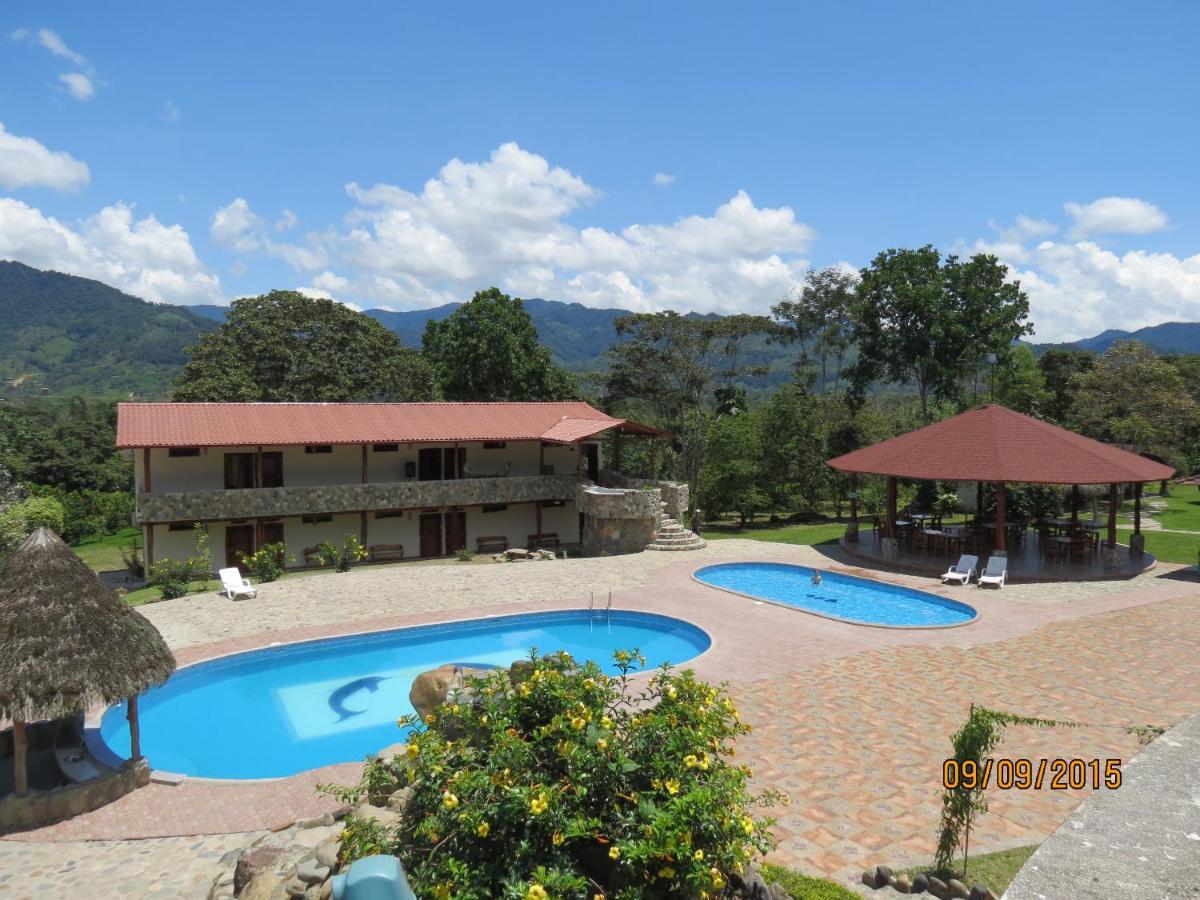 Hosteria Tierra Dorada Yantzaza Luaran gambar