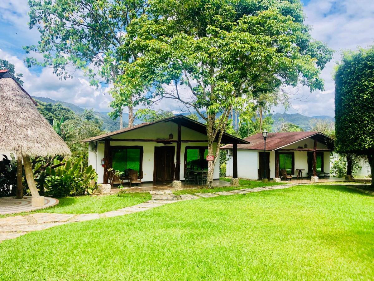 Hosteria Tierra Dorada Yantzaza Luaran gambar